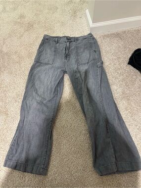 Gray Wide-Leg Utility Jeans for Women
